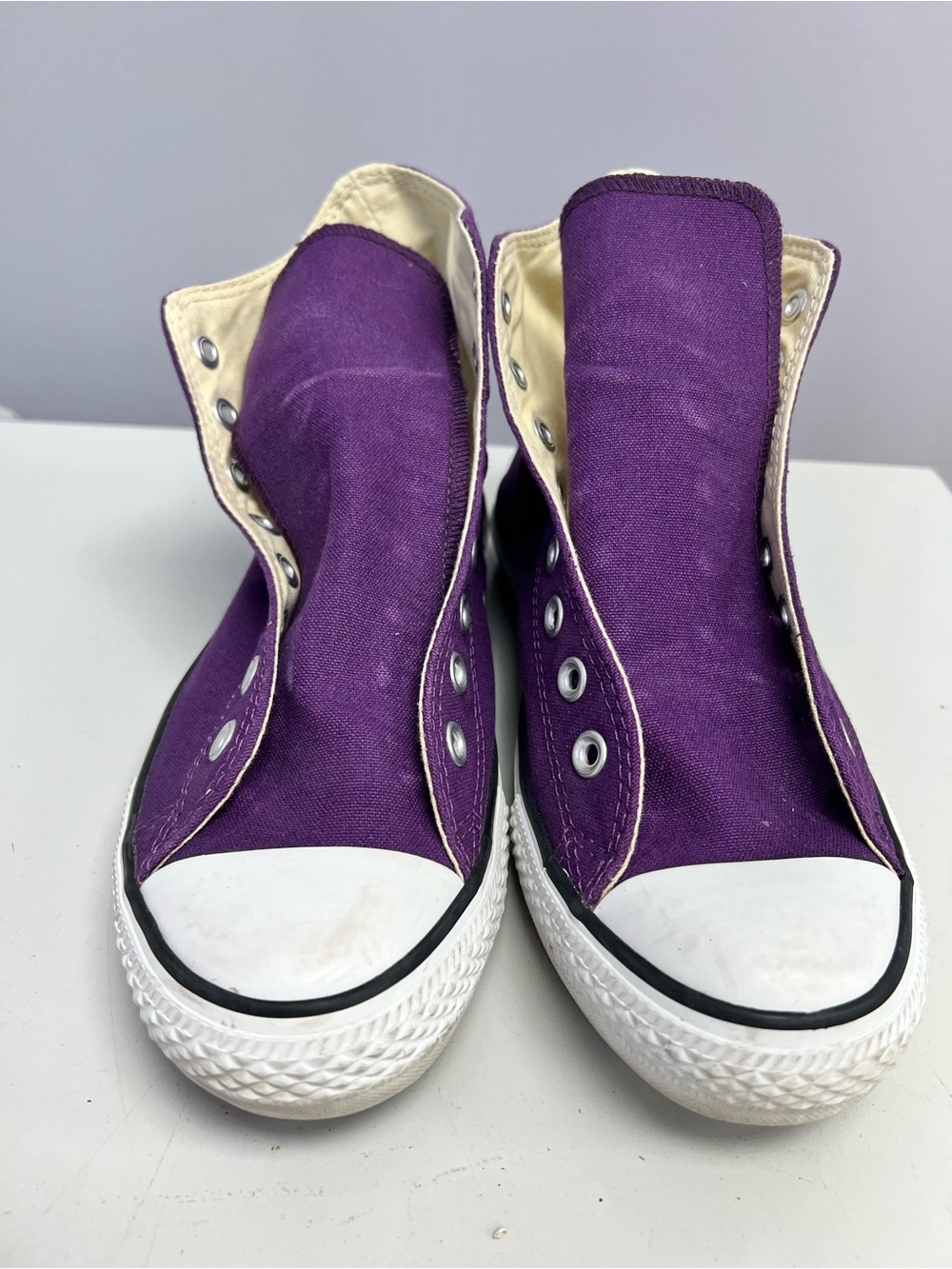 Converse High Top Sneakers in Deep Purple Men 8 Women 10 - Picture 2 of 10